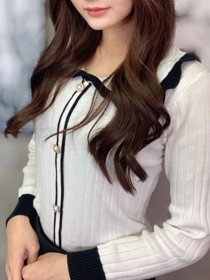 優美な雰囲気を醸し出すスタイル抜群のキレカワ系OL