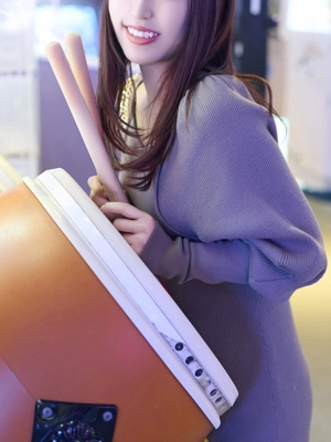 角 ゆいな