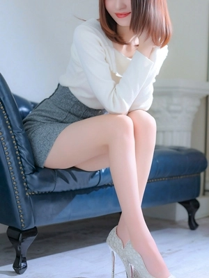 葉月　いおん
