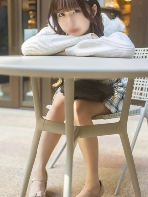 白雪 ももか
