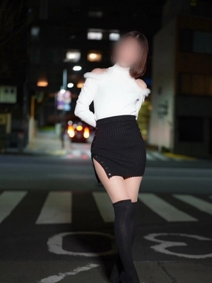 平 ゆいか