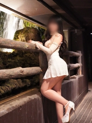 深田 しずな