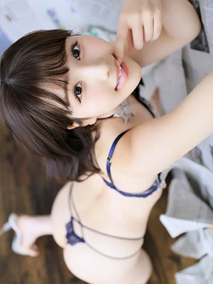 新人・こはる☆濡れて誘う清純肌