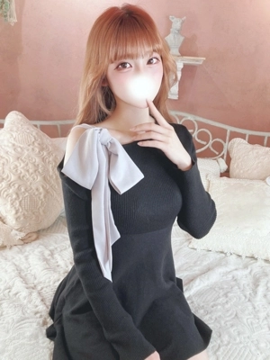 ひなた【E乳純情美女】
