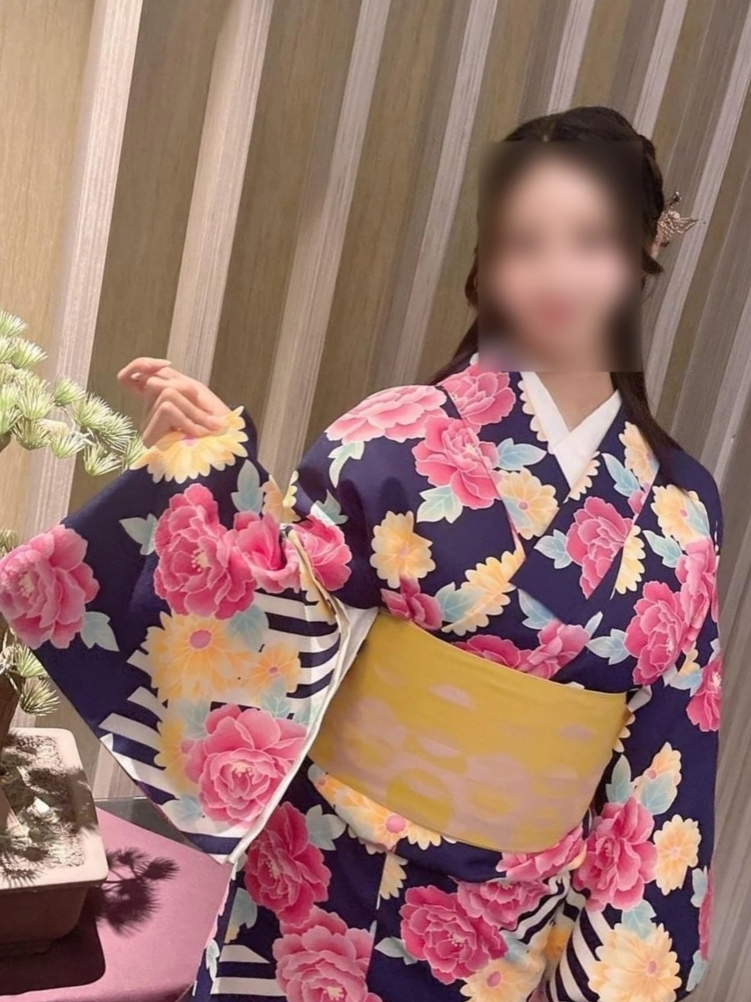山内　みやび