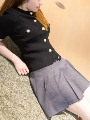 栗林 まなつ