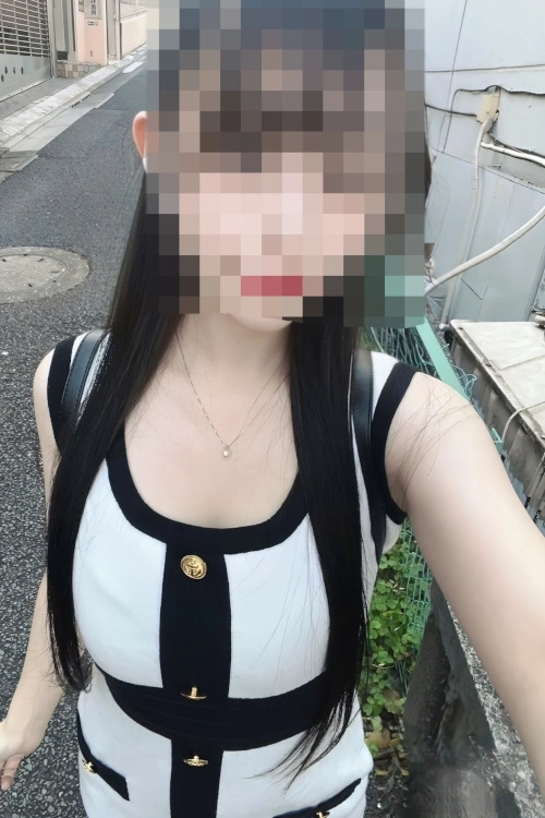 白雪　かりな