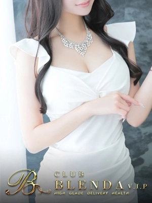 夏目　キヨカ