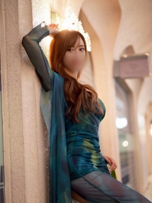 服部 みなよ