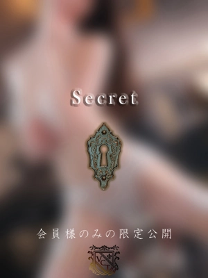 月野　琴音
