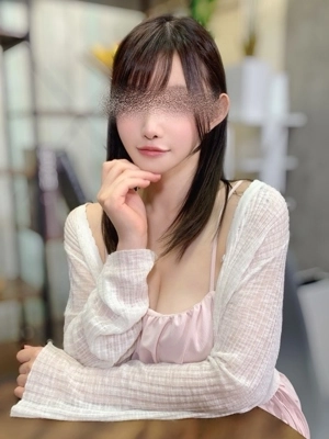 雪平 彩奈