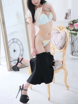 守屋  美琴