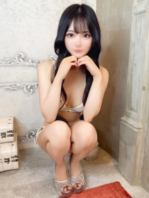 ろな【美少女濡れM姫】