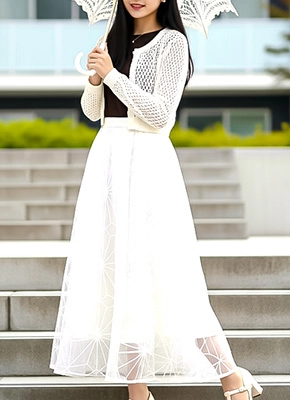 岸谷　明日香