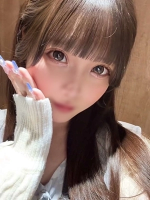 こもも【純白18歳の衝撃】