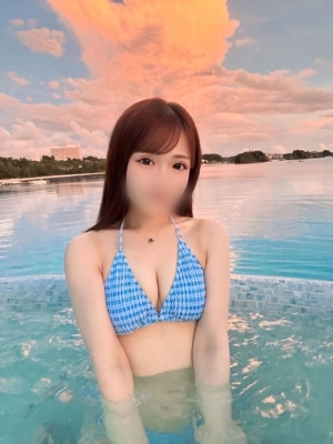 野良 さきの