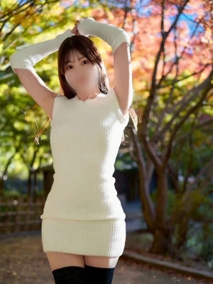 三戸 ひなり