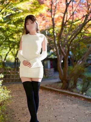 三戸 ひなり