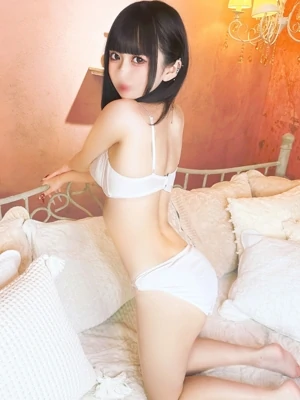 ゆいか【鈴木〇理似メイド美女】