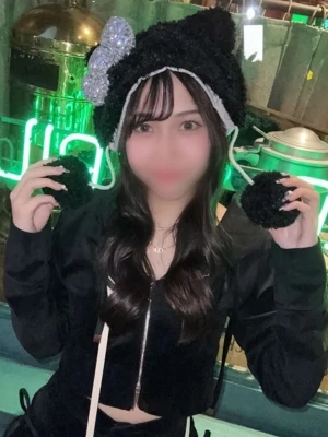 あやか【Gカップ小柄美女】