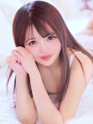 つき【Gカップ愛嬌抜群】