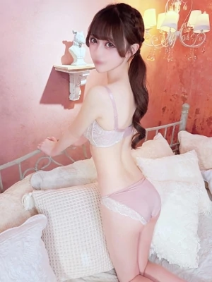 みみ【交際経験ゼロ幻美少女】