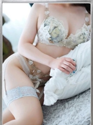 手島　香織