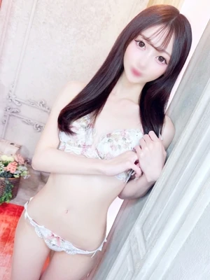 むぎ【パイパン色白北海道美女】