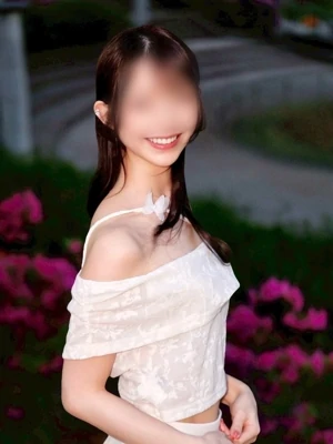叶 めろ