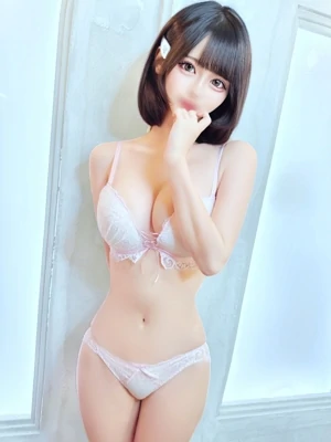すず【モモを彷彿】