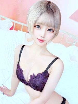 きら【本物ドM18歳娘】
