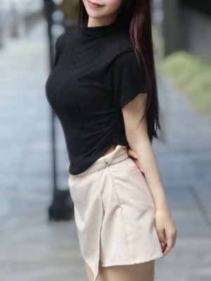 脇坂 彩花