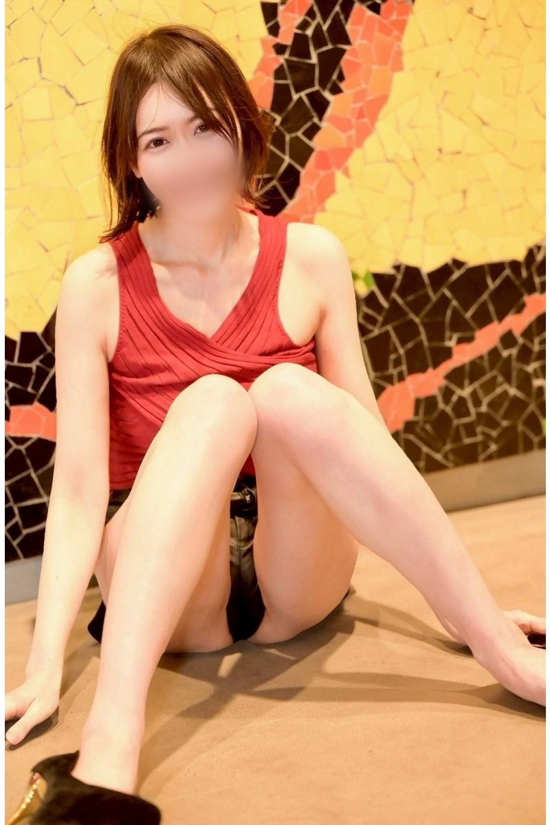 美園まひろ