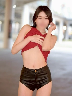 美園まひろ