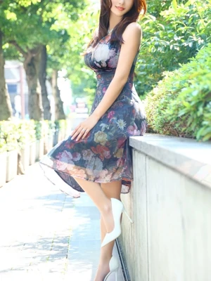 荻乃 紀美花