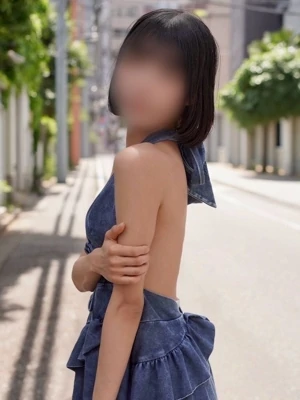 新垣まこ