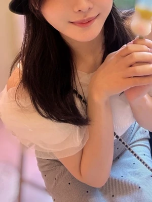越川 瑛奈