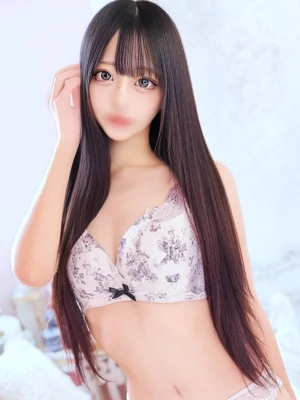 りう【高身長エロカワ美人】