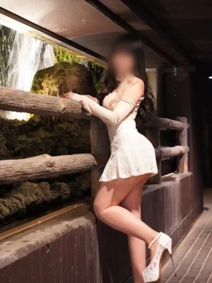 深田 しずな