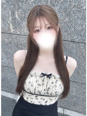 つき【元アイドル研究生】