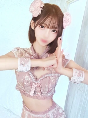 にゃん【韓ドル級神ビジュ】