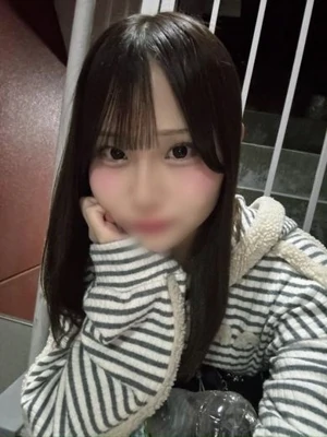 りりか【18歳経験激浅】