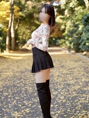 宮秋 ひいな