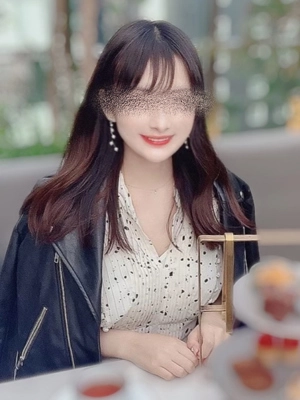 成岡 梨子