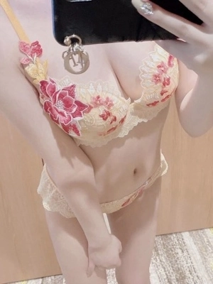 水谷 リカ