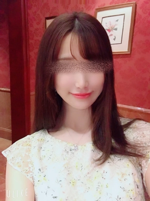 新木 華奈