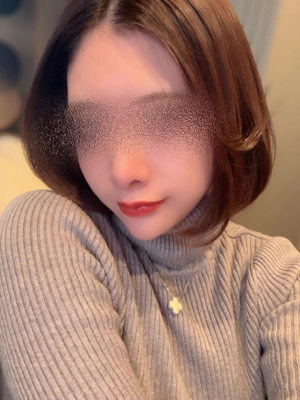 永川 葵衣