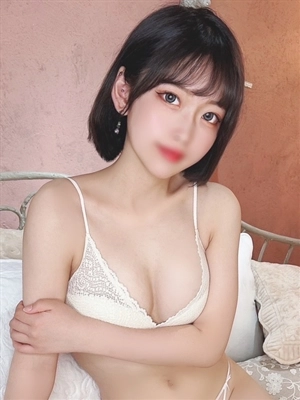 なる【完未！愛嬌◎素人美女】