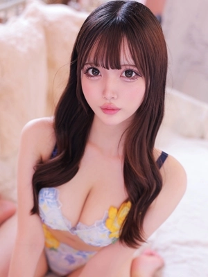 りう【究極のアイドル超え極嬢】