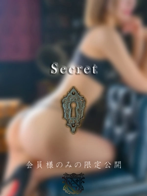 神宮寺　薫
